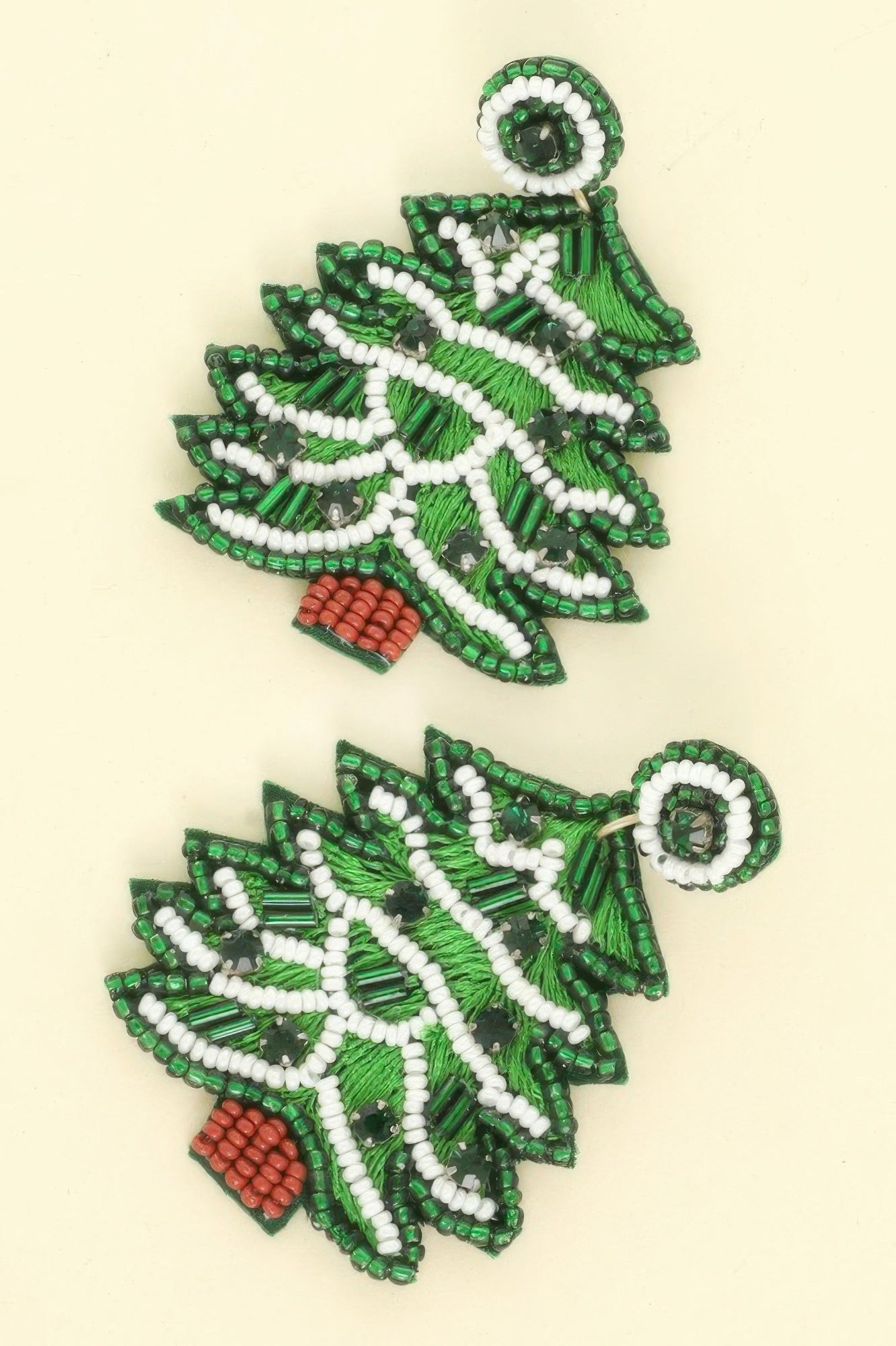 Christmas Tree Post Dangle Earrings - DressAffection