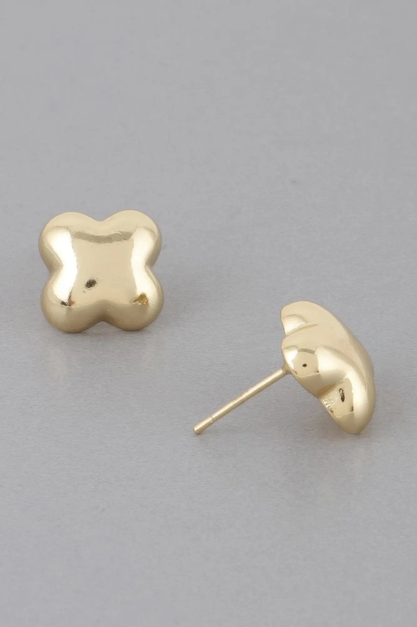 Cute Four Leaf Earrings - DressAffection