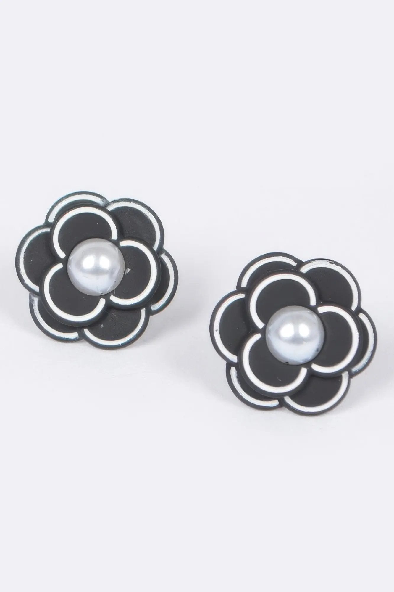 Faux Pearl Acrylic Flower Earring - DressAffection