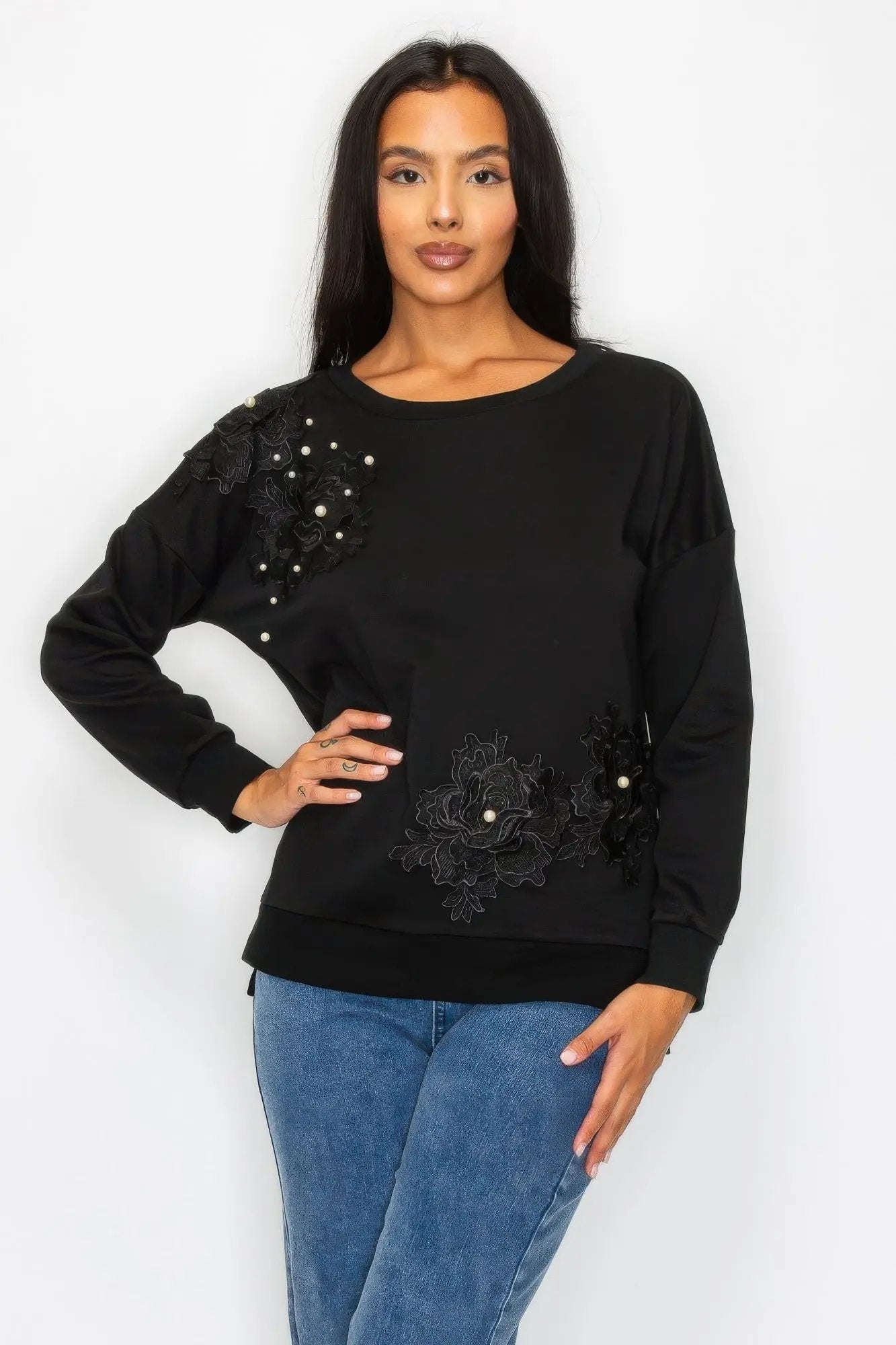 Faux Pearl Beaded Floral Patch Crewneck Sweatshirt - DressAffection
