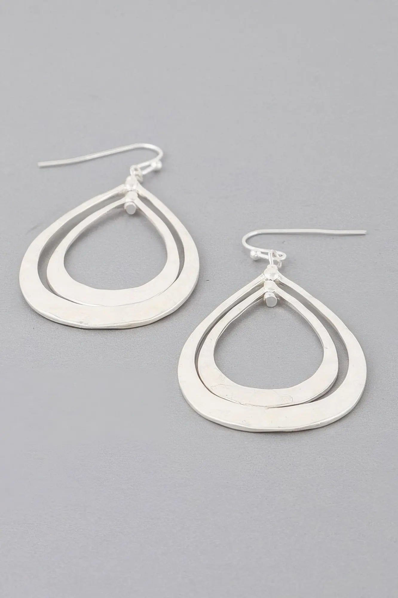 Hammered Double Teardrop Earrings - DressAffection