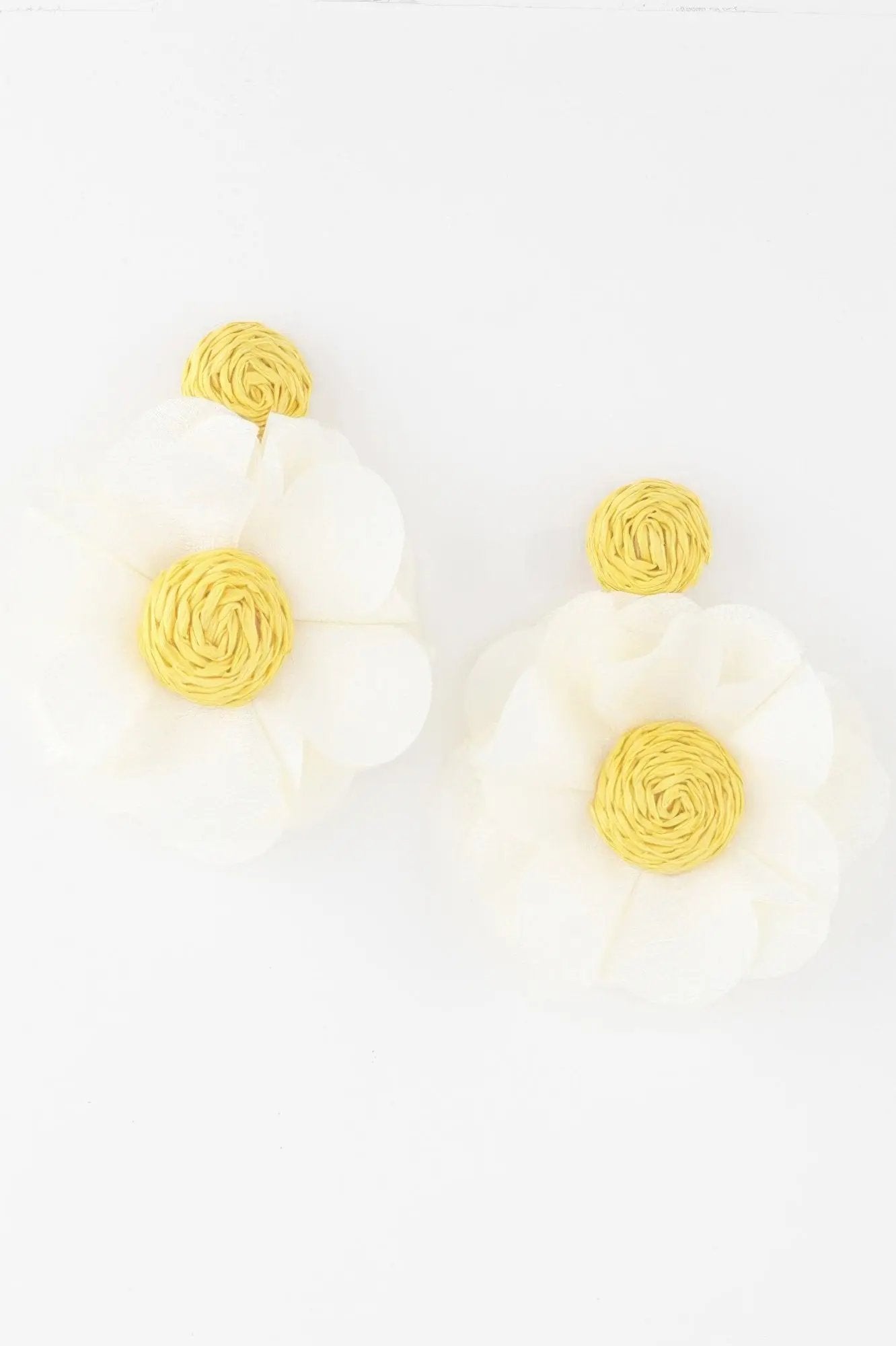 Handmade Paper Flower Shape Earrings - DressAffection