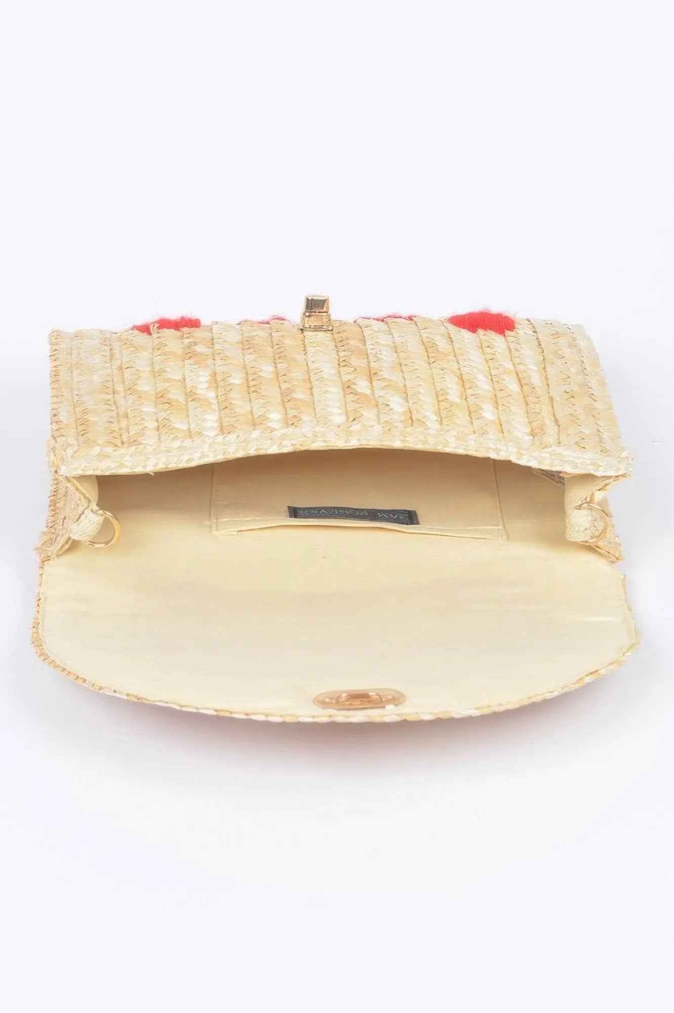 Heart Embroidery Straw Clutch