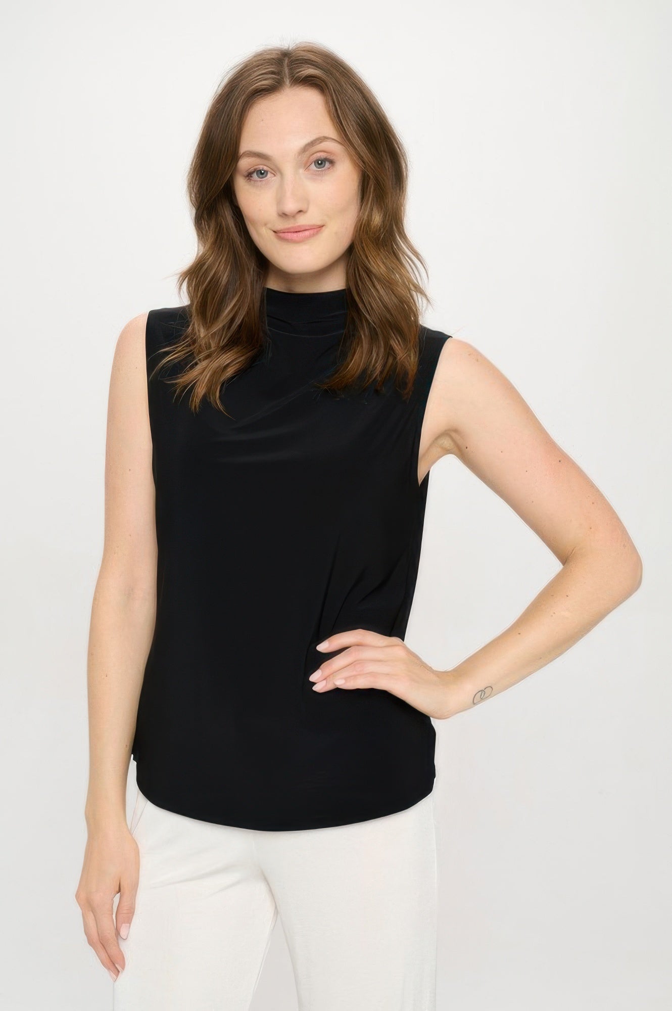 Hit Funnel Neck Top - DressAffection