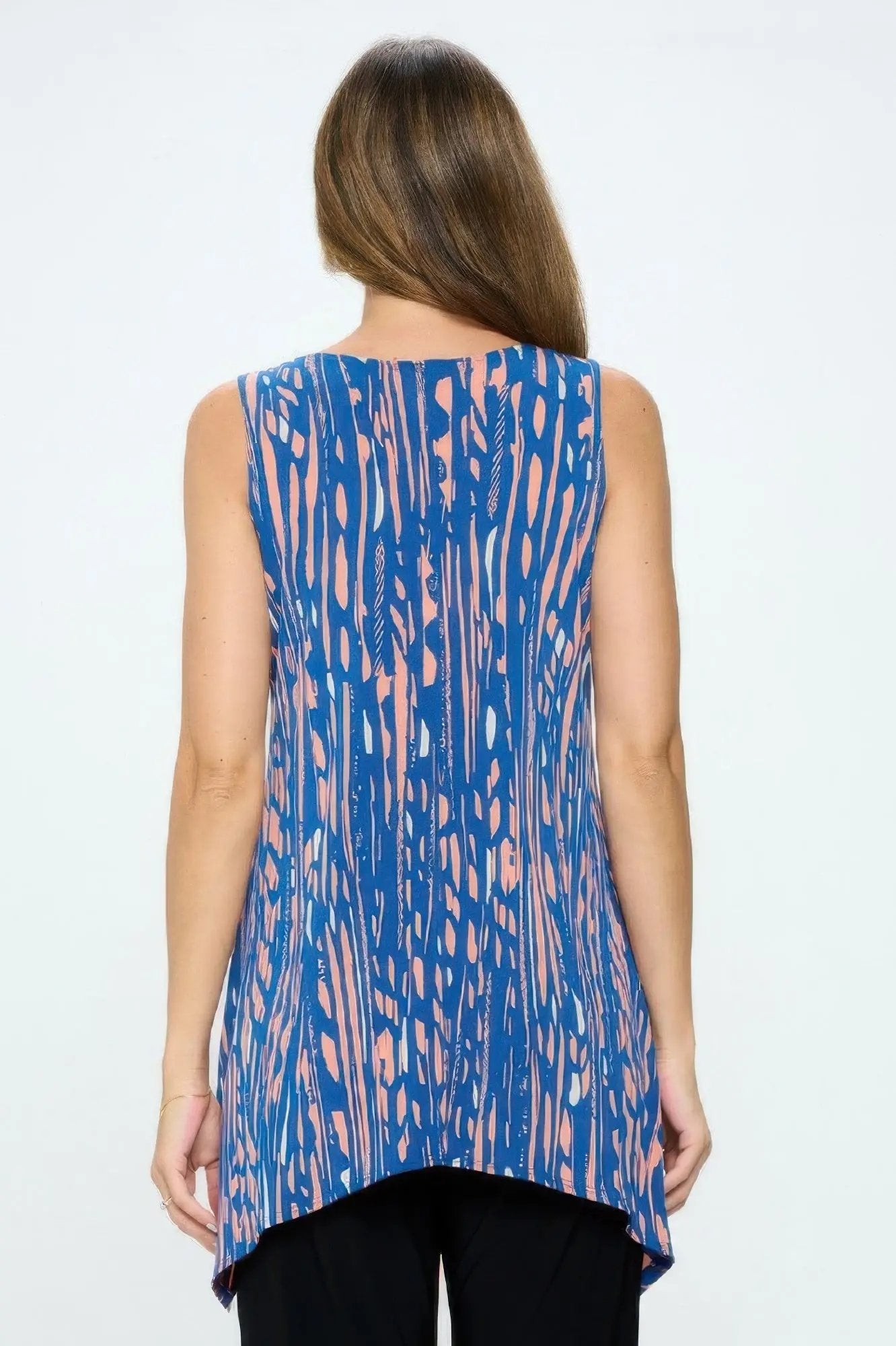 Hit Handkerchief Hem Tank - DressAffection