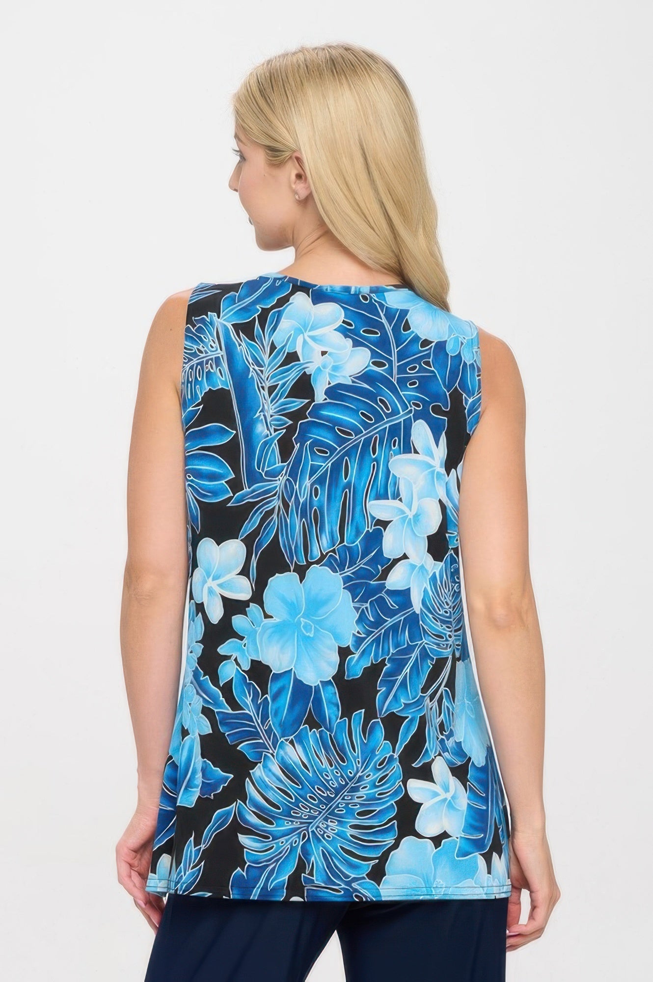 Hit Point V-neckline Tank Top - DressAffection