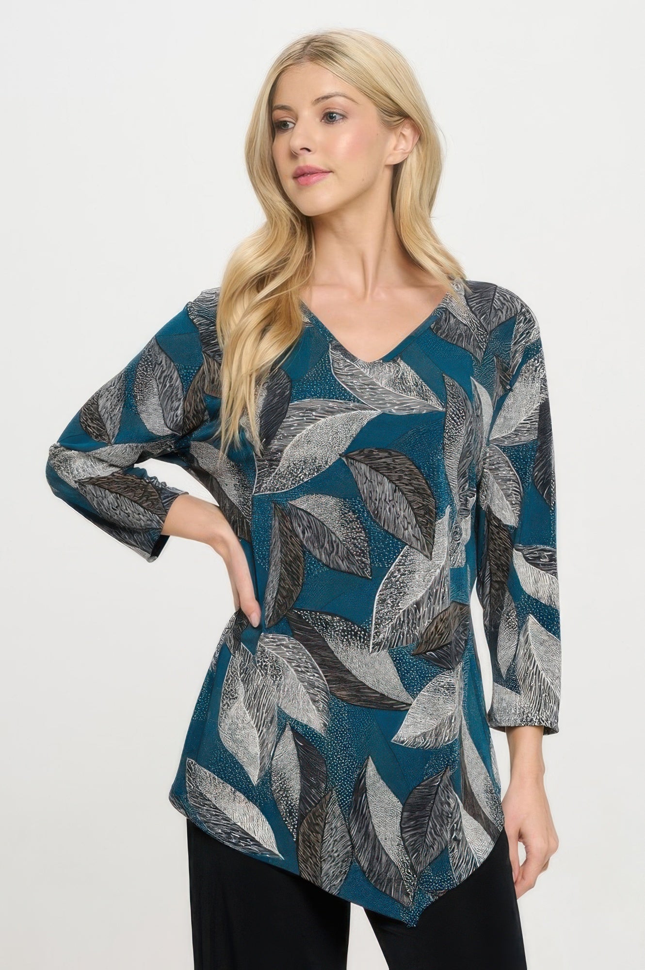 Hit Point V-neckline Top - DressAffection