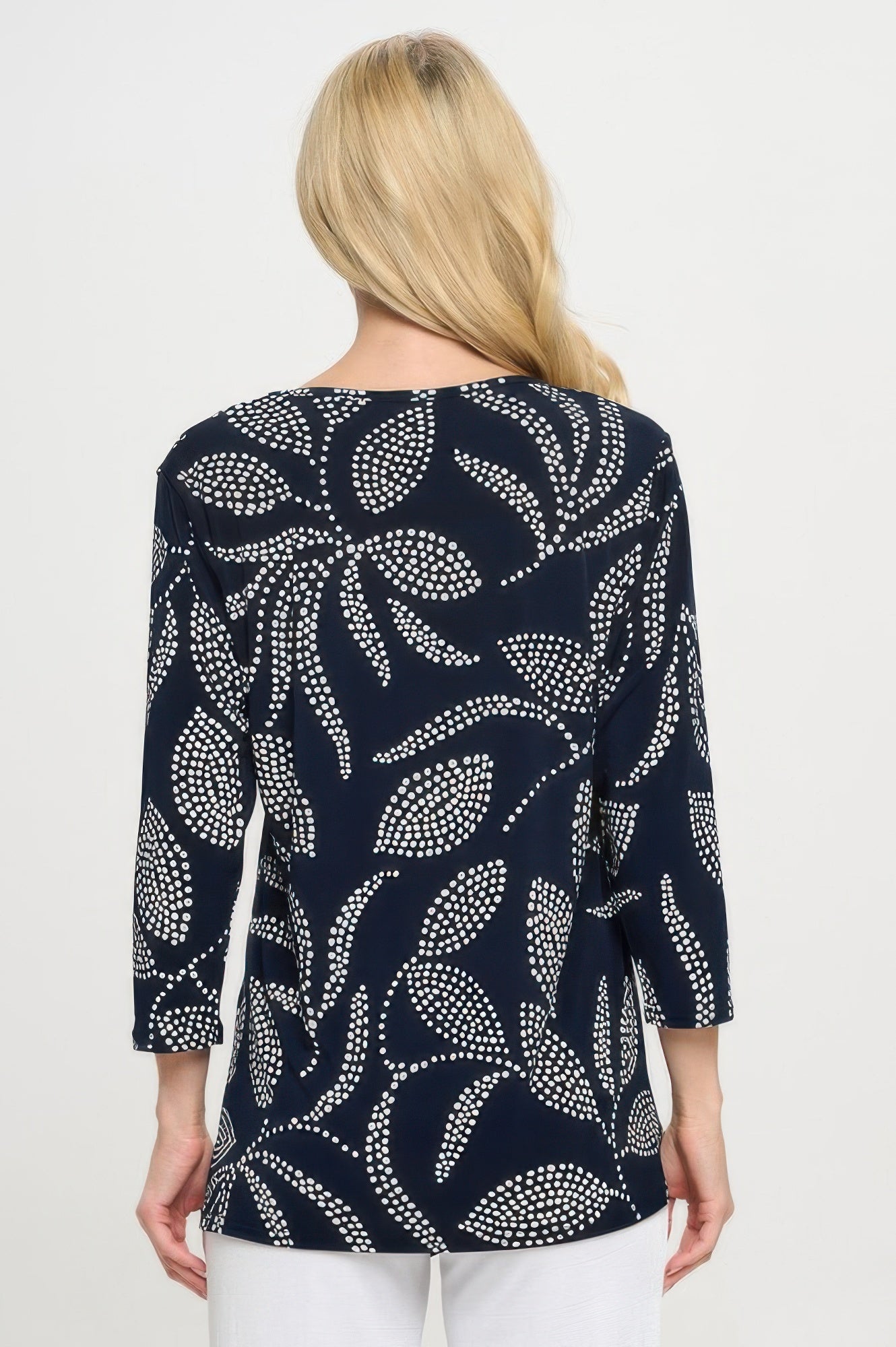 Hit Point V-neckline Top - DressAffection