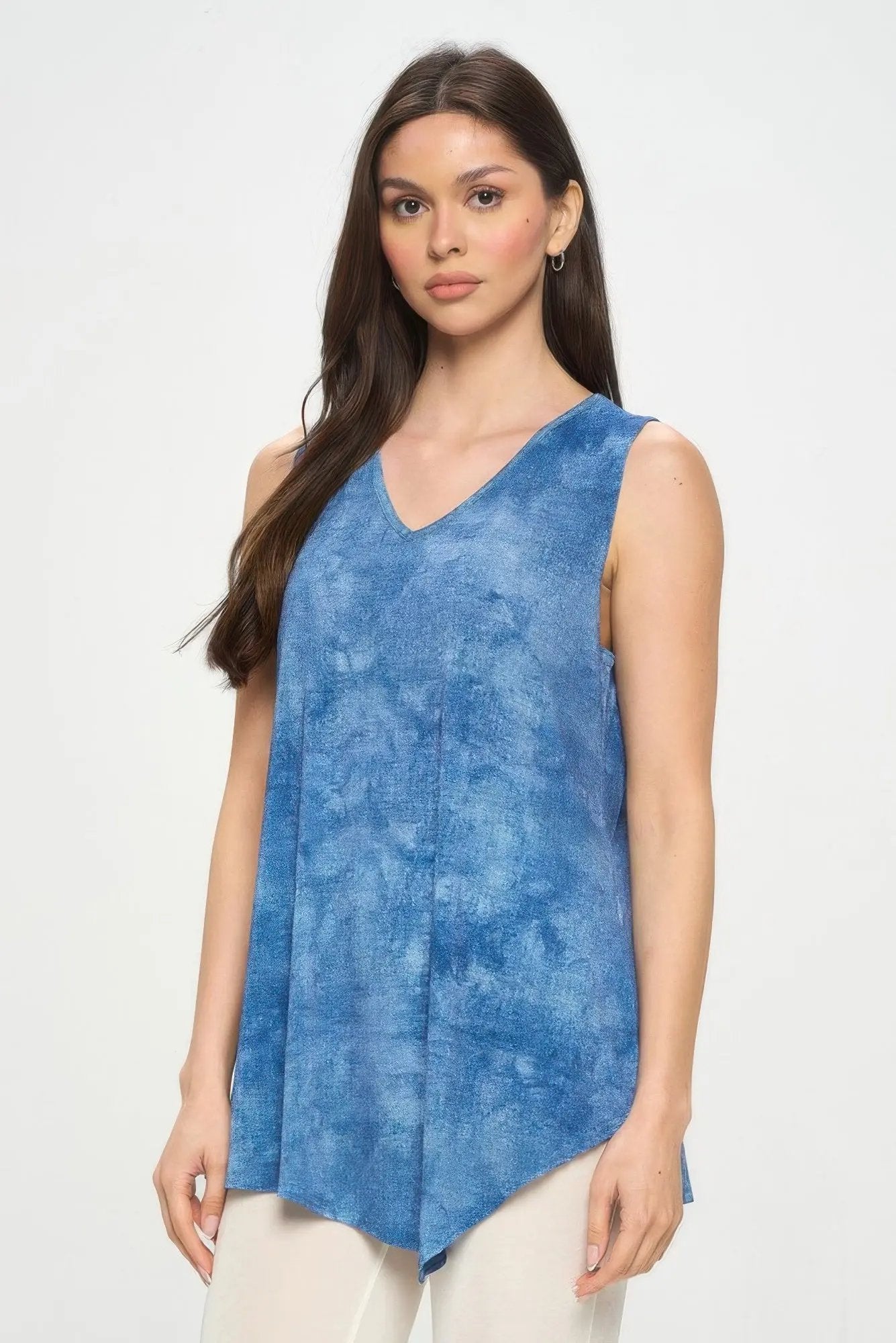 Hit Point V-nk Tank Top - DressAffection