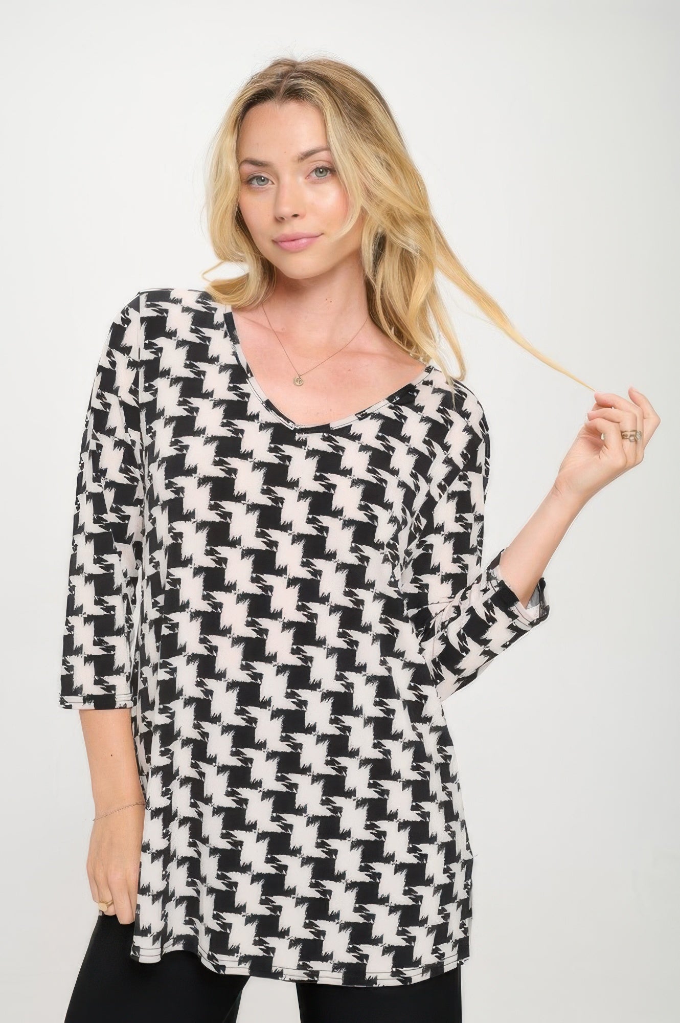 Hit V-neck Band Top W/vent - DressAffection