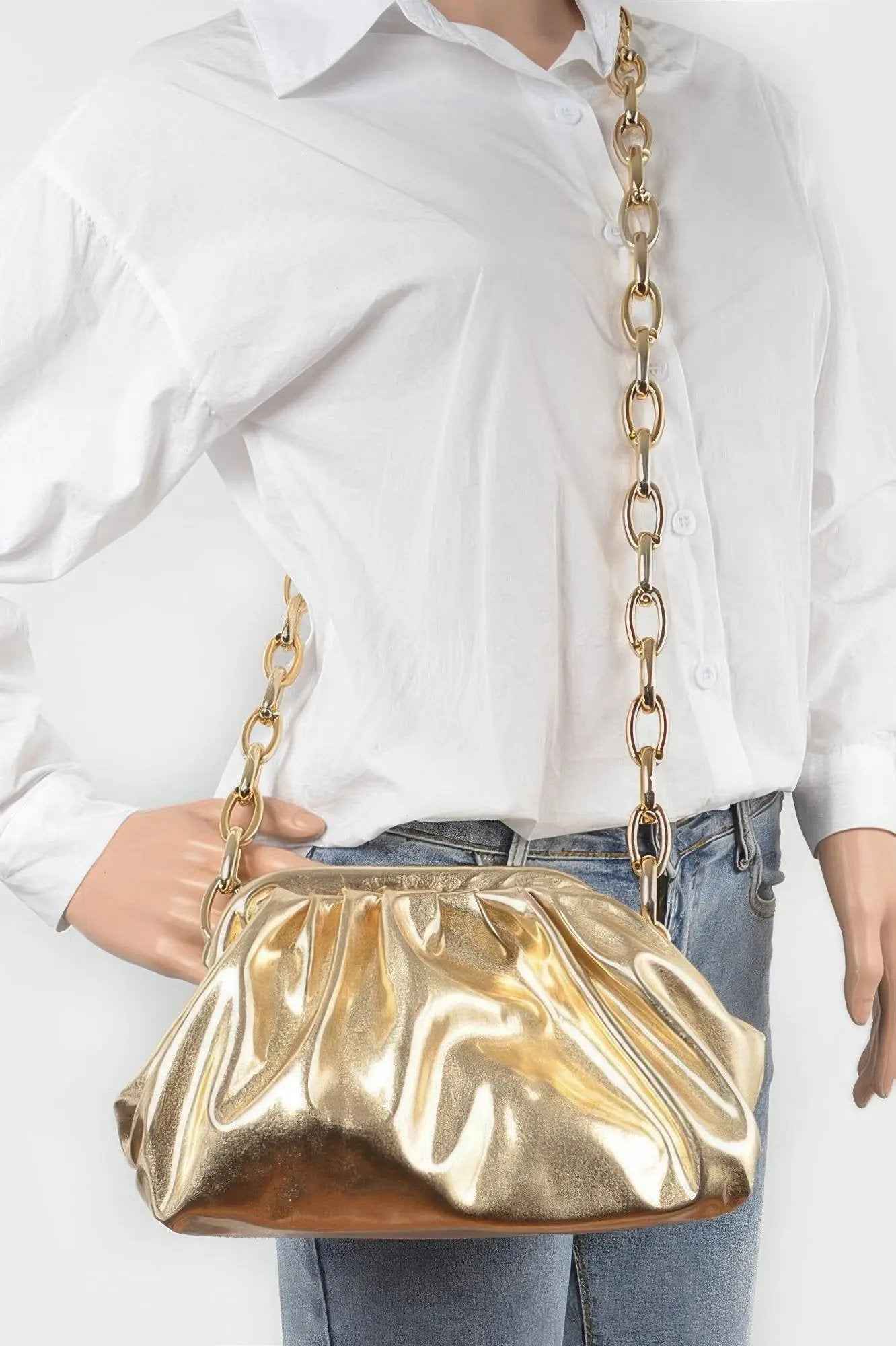 Metallic Pouch W Ccb Resin Chain