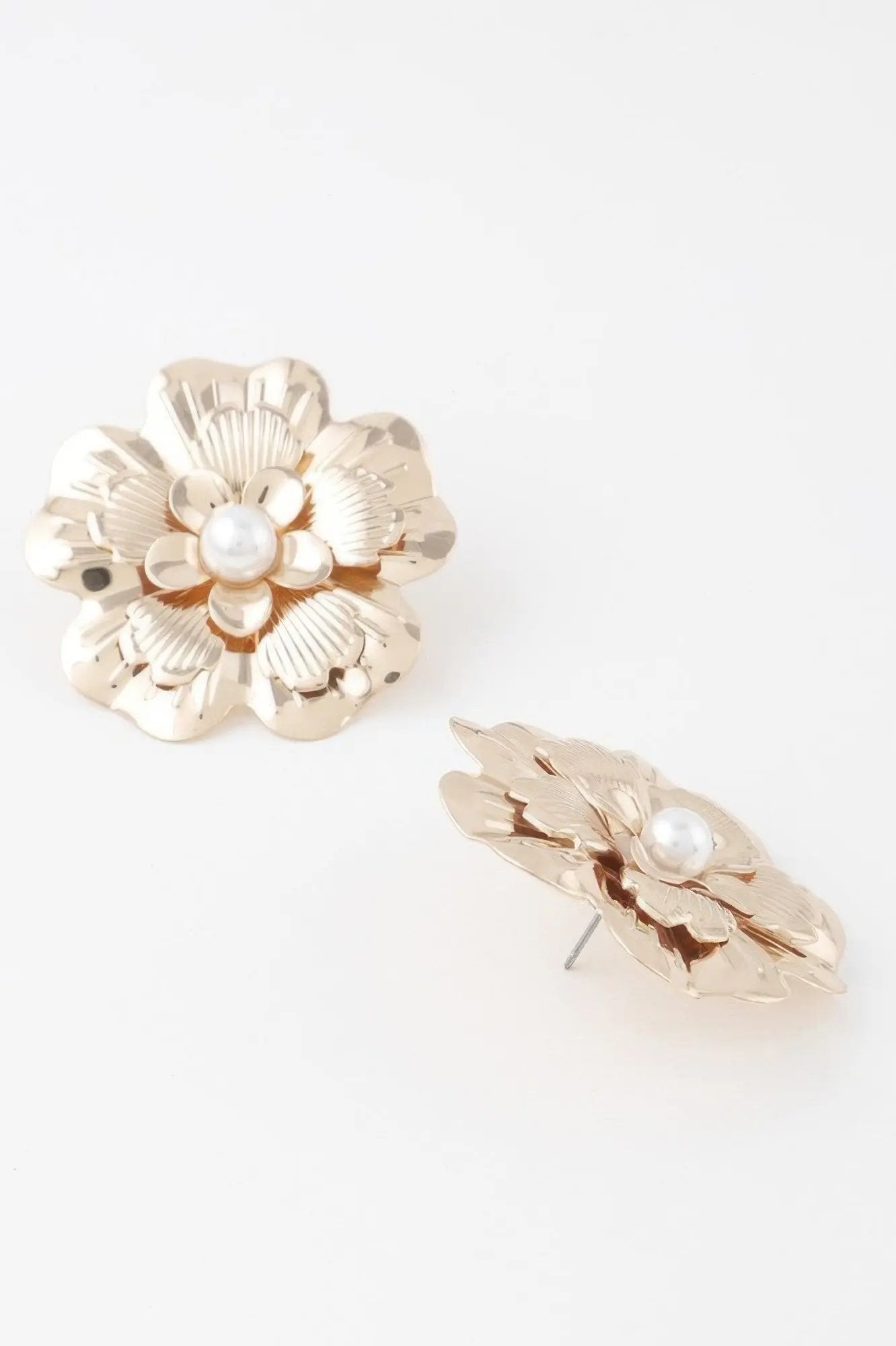 Pearl Flower Stud Earrings - DressAffection