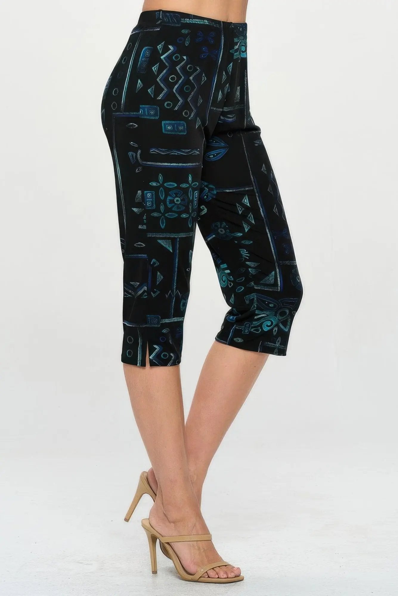 Plus Size Bns Capri Pants Set - DressAffection