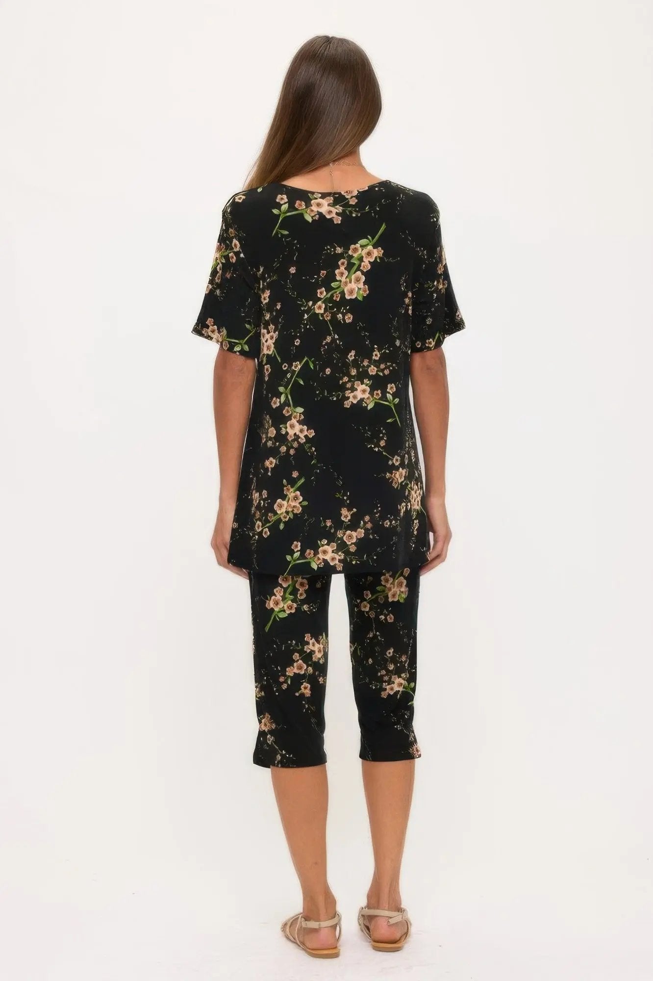 Plus Size Bns Capri Pants Set - DressAffection