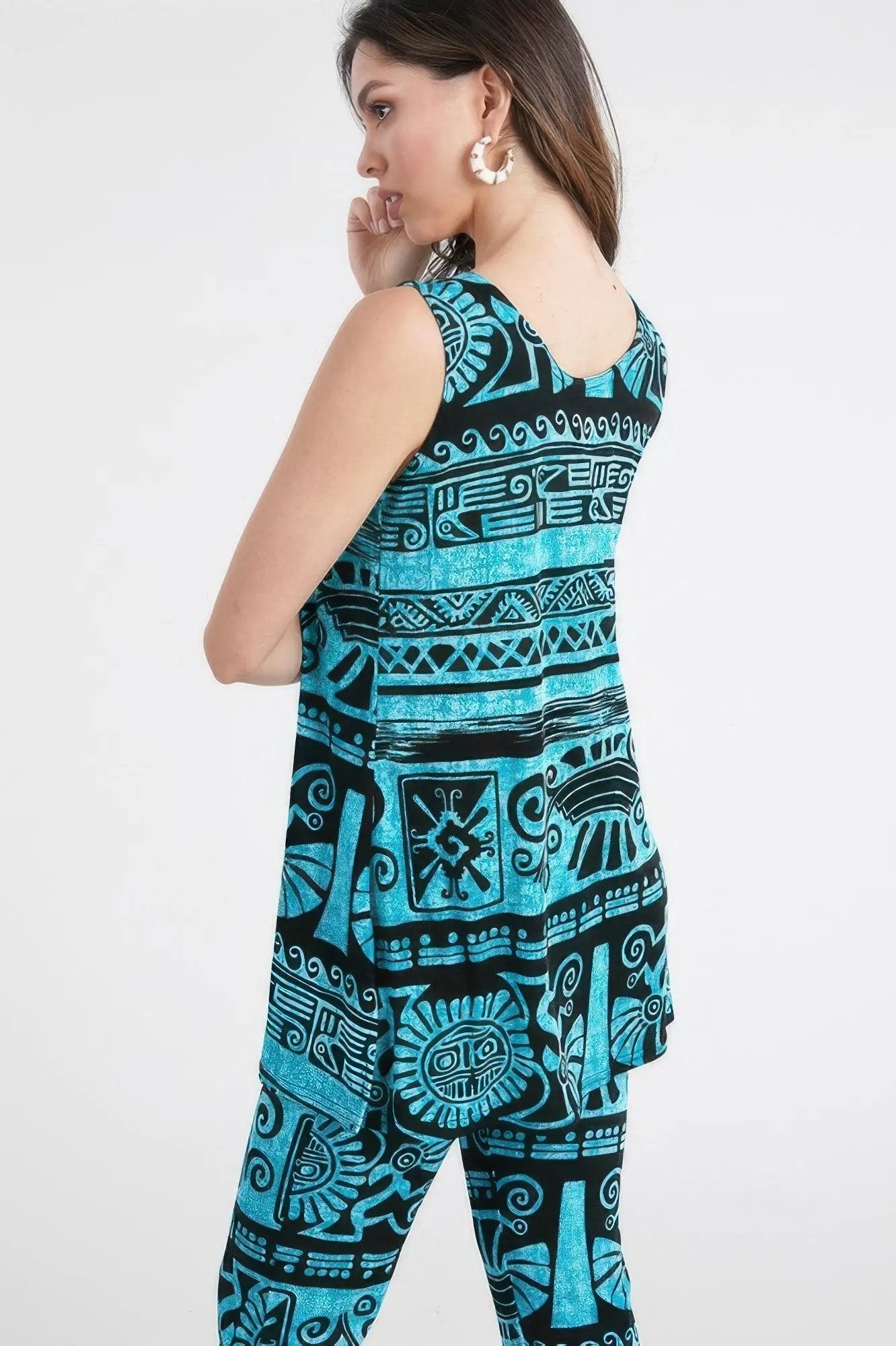 Plus Size Tank Capri Pant Set - DressAffection