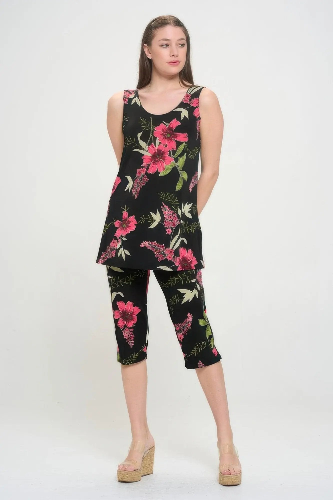Plus Size Tank Capri Pant Set - DressAffection