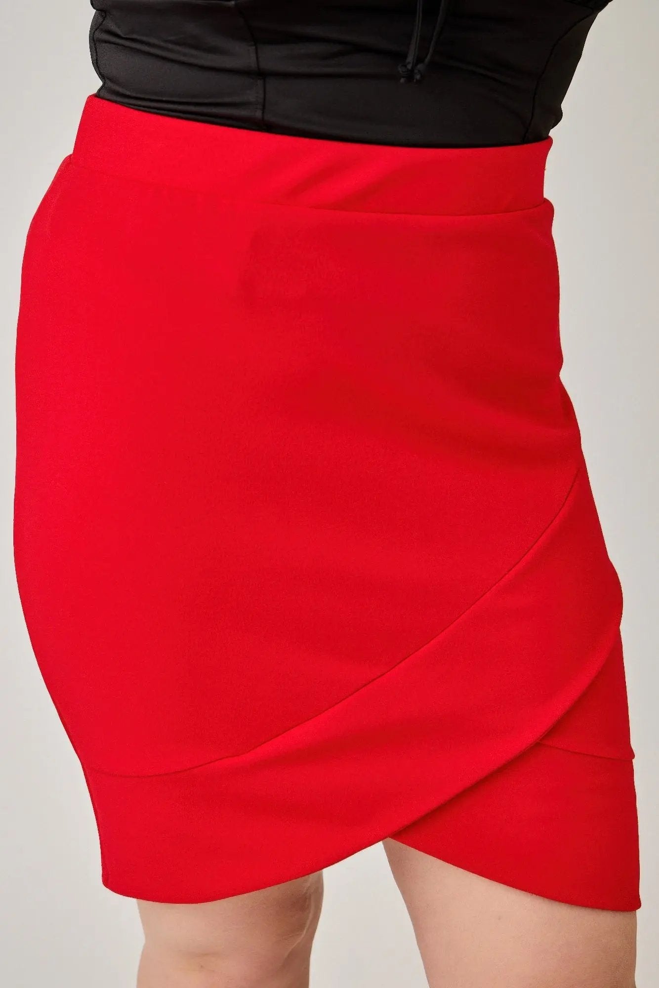 Plus Size Tulip Hem Knit Crepe Skirt - DressAffection