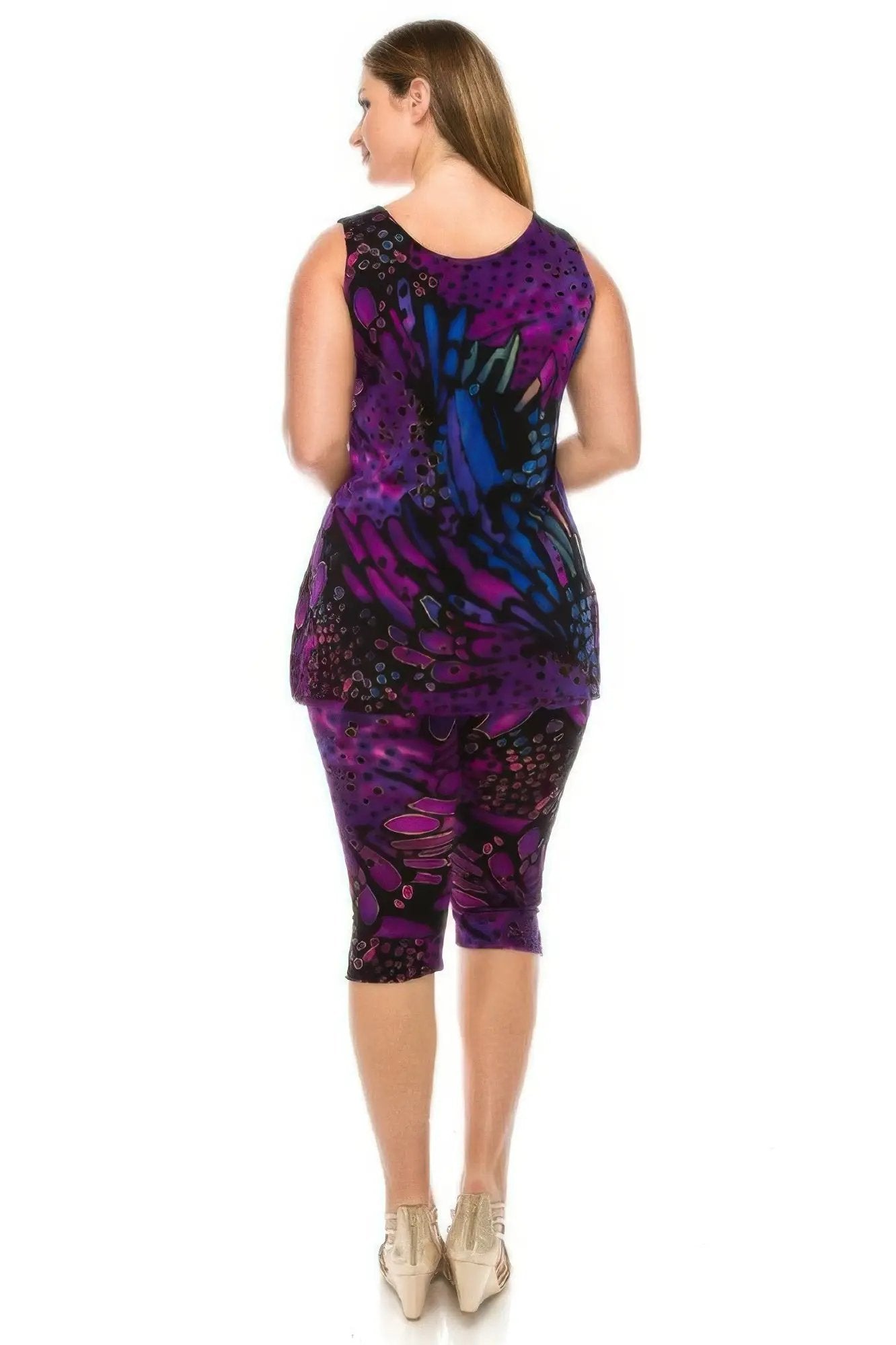 Round Neck Tank Top And Capri Pants Set - DressAffection