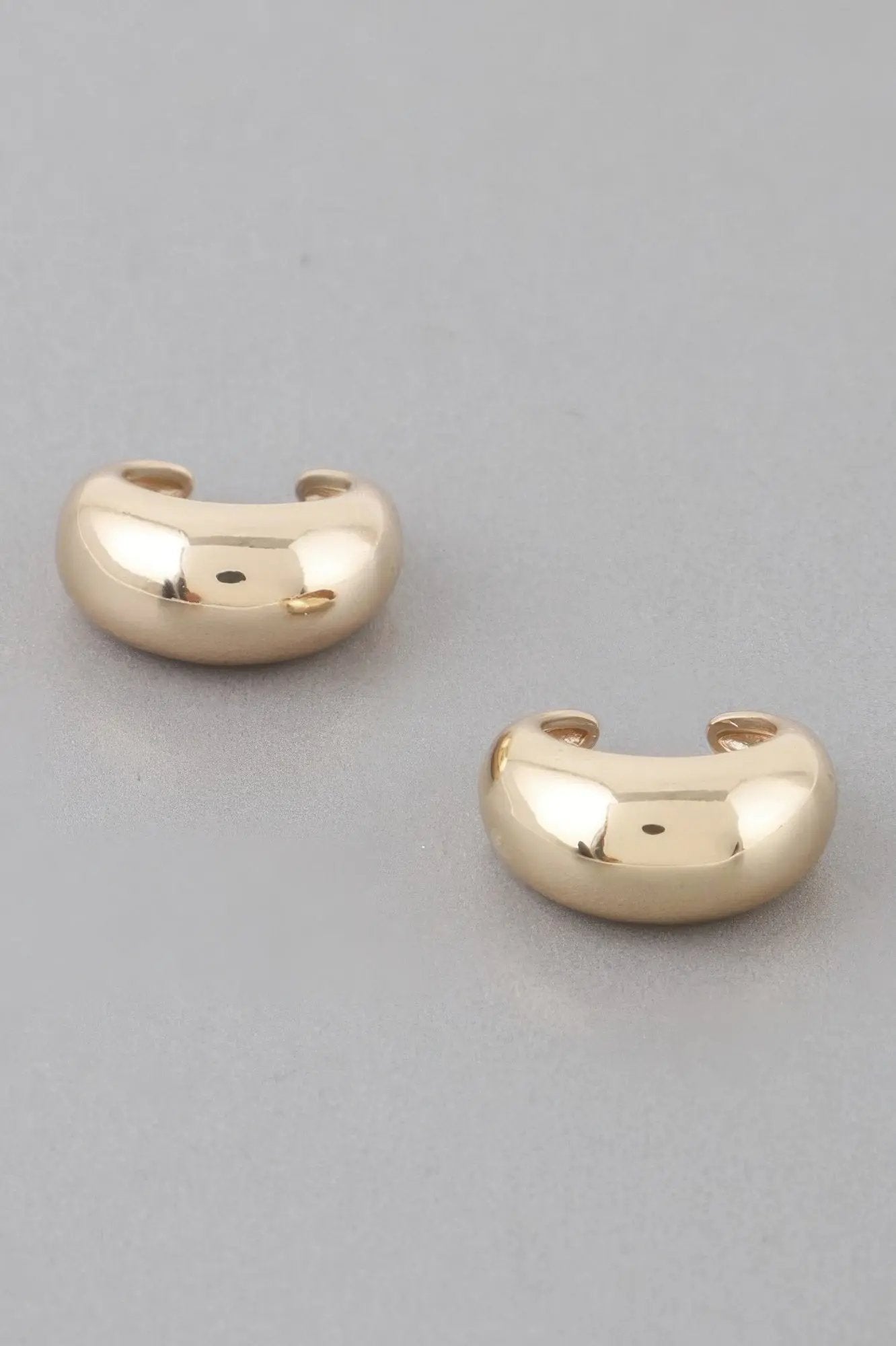 Shiny Crescent Hoop Earrings - DressAffection