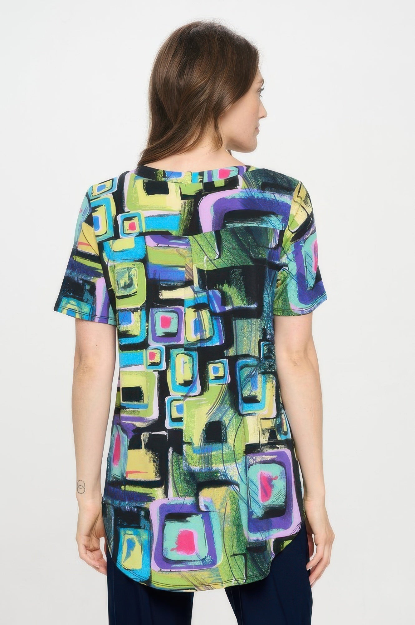 Short Sleeve V-neck Notch Top - DressAffection