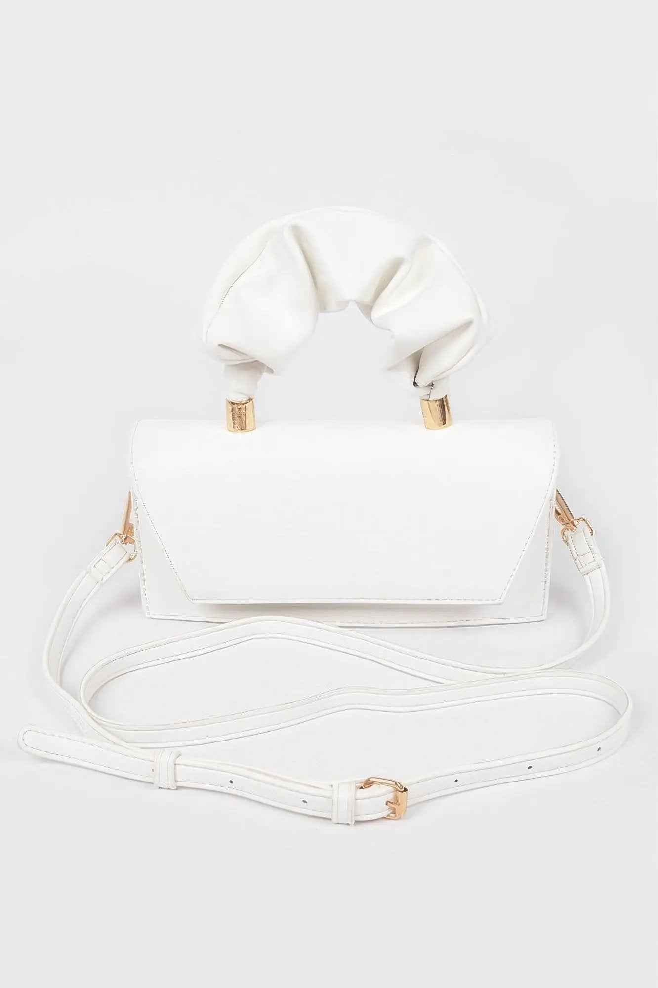 Simple Flap Clutch W/wrinkled Handle