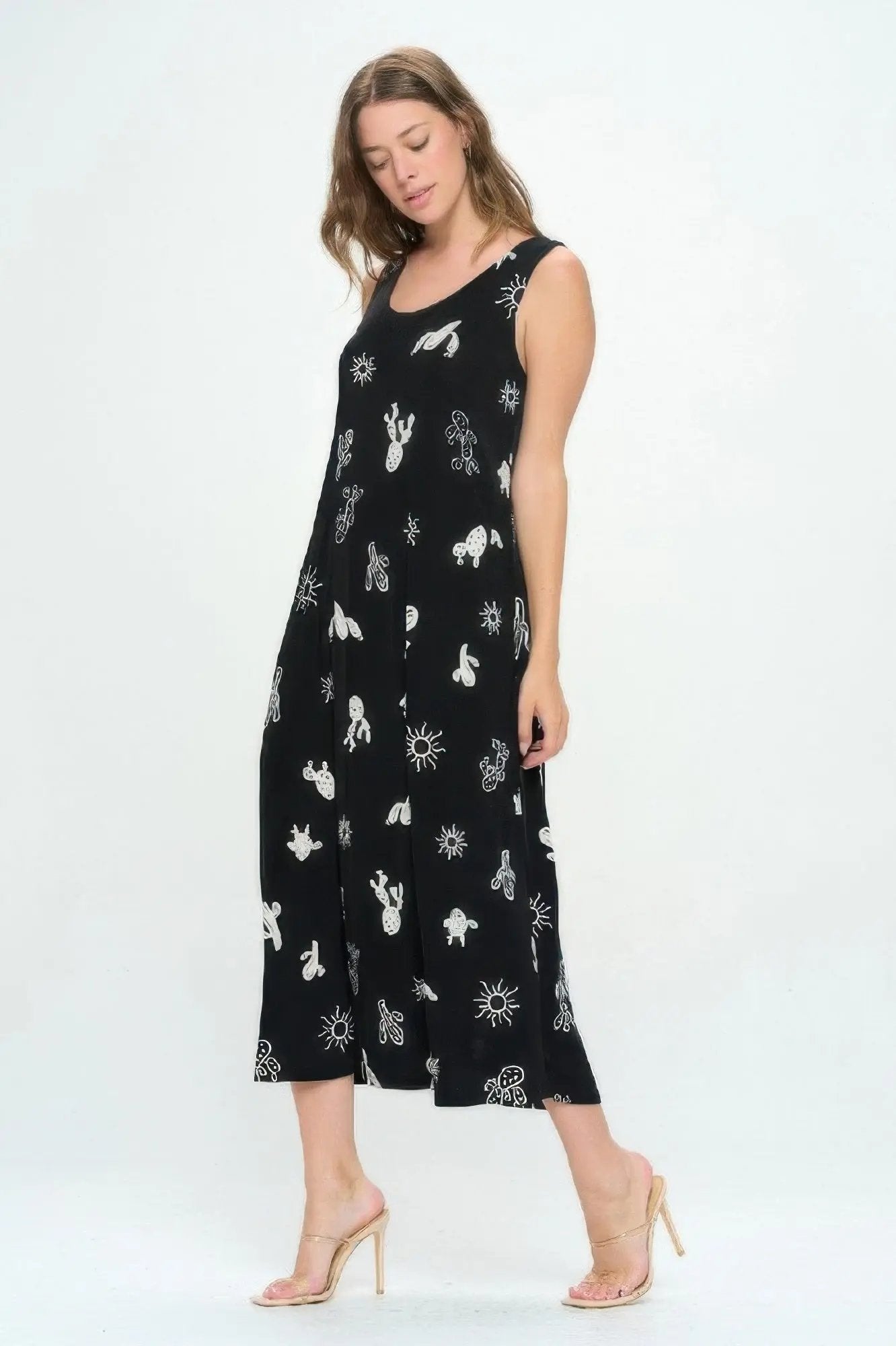Sleeveless And Soft Round-neckline Long - DressAffection