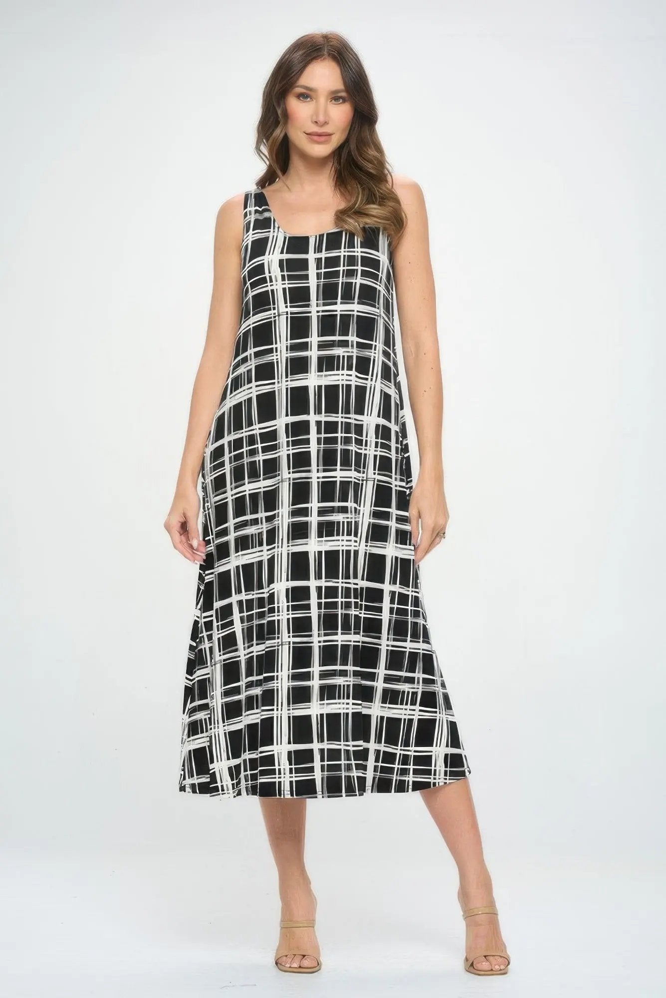 Sleeveless And Soft Round-neckline Long - DressAffection