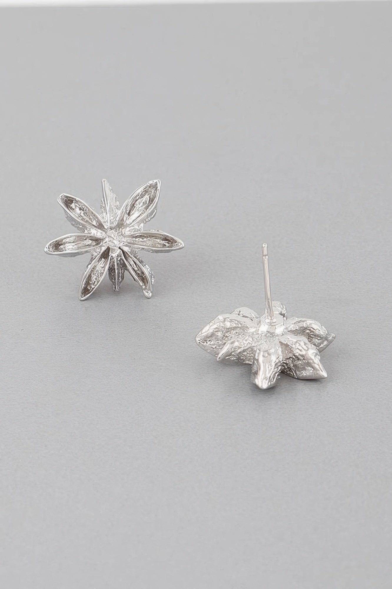 Spice Flower Stud Earrings - DressAffection