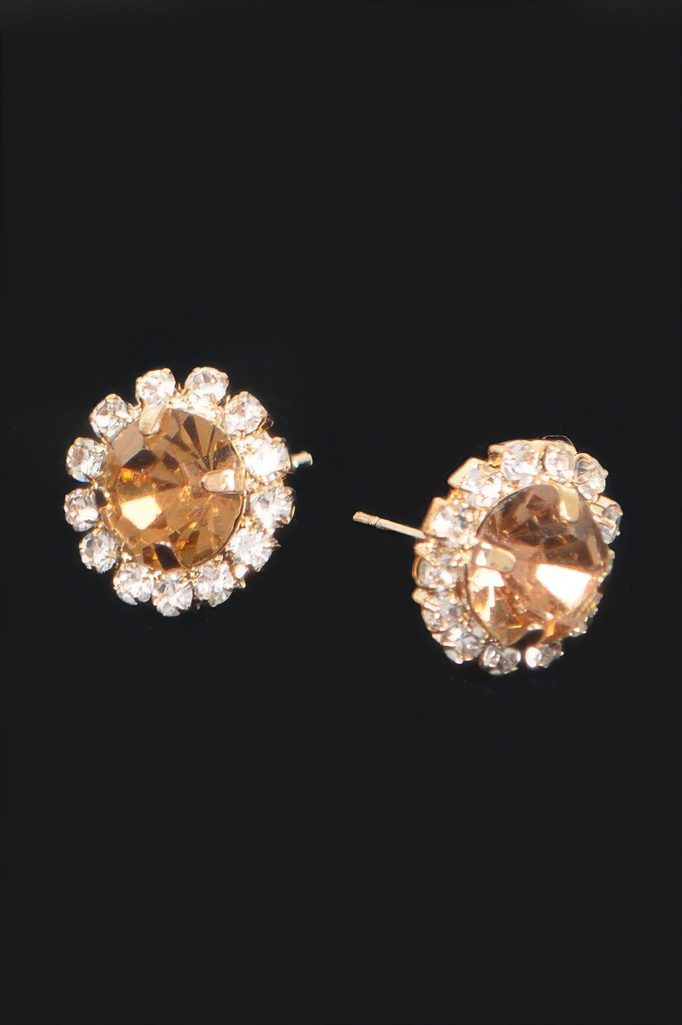 Stone Stud Earring - DressAffection