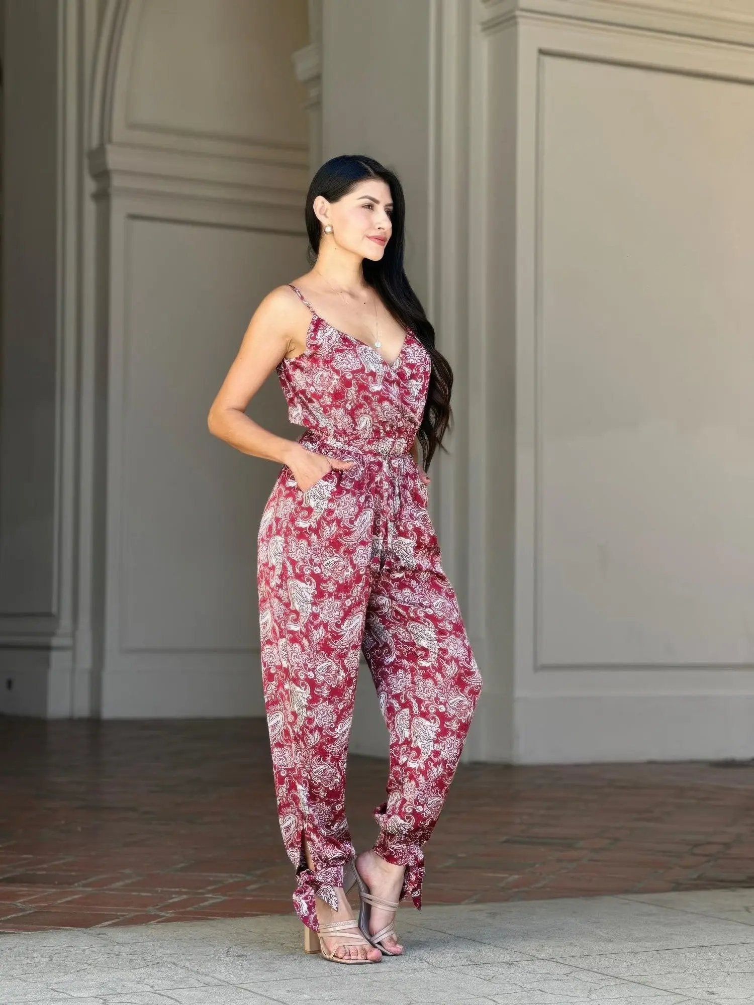V Neck Sleeveless Paisley Jumpsuit With Tie Waist - DressAffection