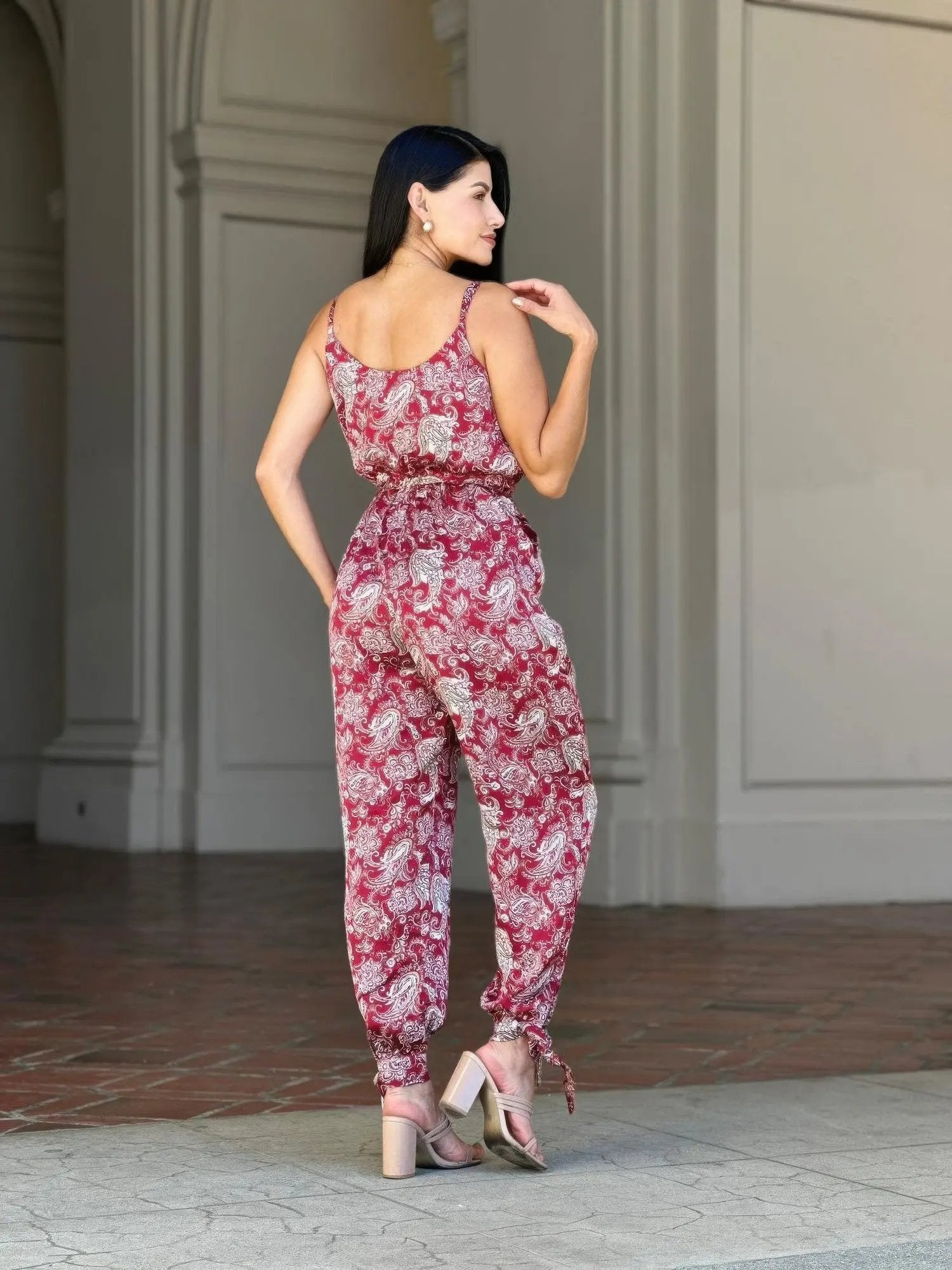 V Neck Sleeveless Paisley Jumpsuit With Tie Waist - DressAffection